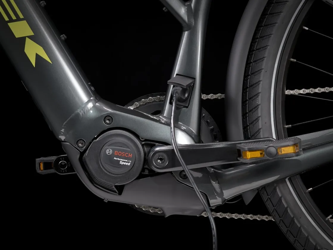 Trek Bikes Allant+ 8S Stagger Outlet