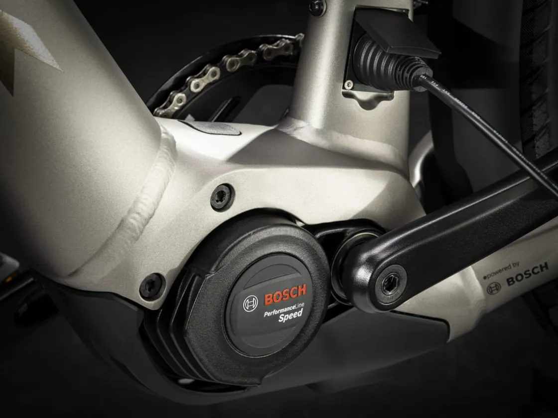 Trek Bikes Allant+ 8S Stagger Outlet