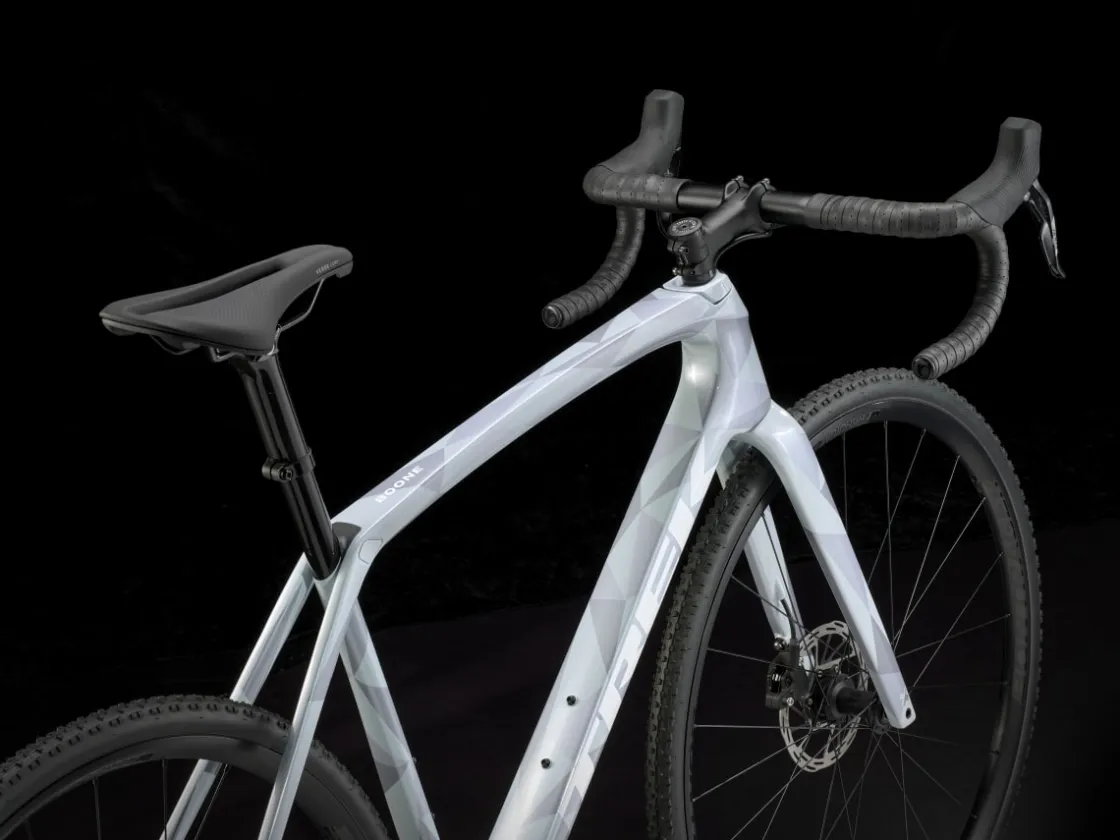 Trek Bikes Boone 5 Plasma Grey Pearl Hot