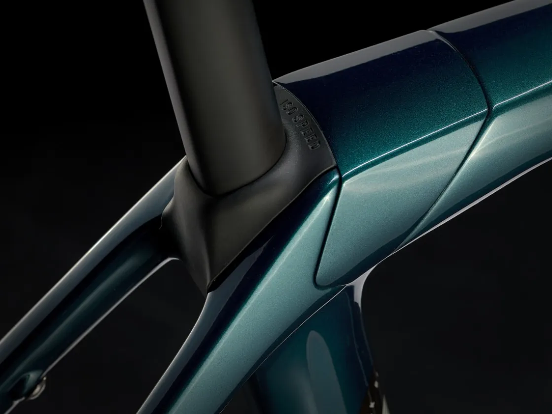Trek Bikes Domane SL 5 Gen 4 Hot