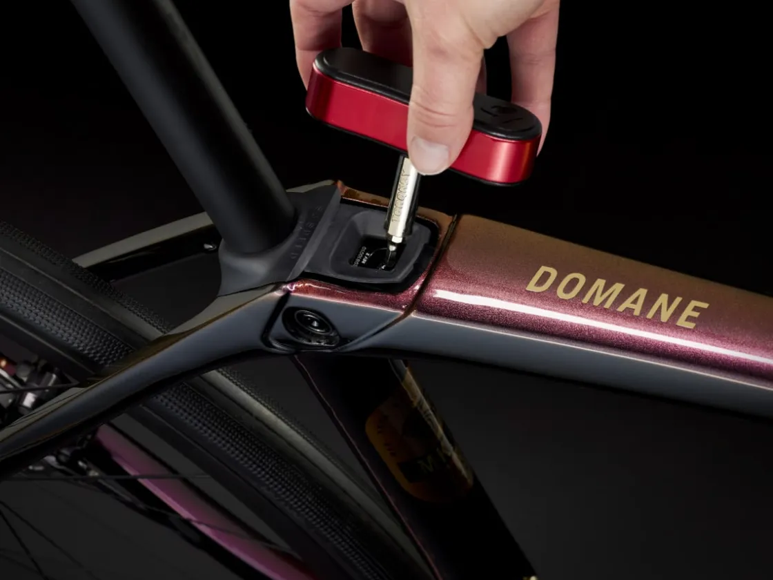 Trek Bikes Domane SLR 9 AXS Gen 4 Team Replica:Metallic Red Smoke to Blue Smoke Fade Online