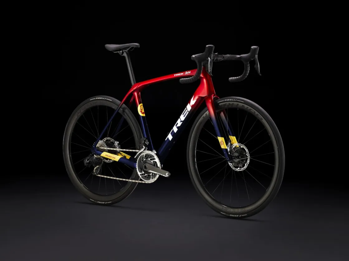 Trek Bikes Domane SLR 9 AXS Gen 4 Team Replica:Metallic Red Smoke to Blue Smoke Fade Online