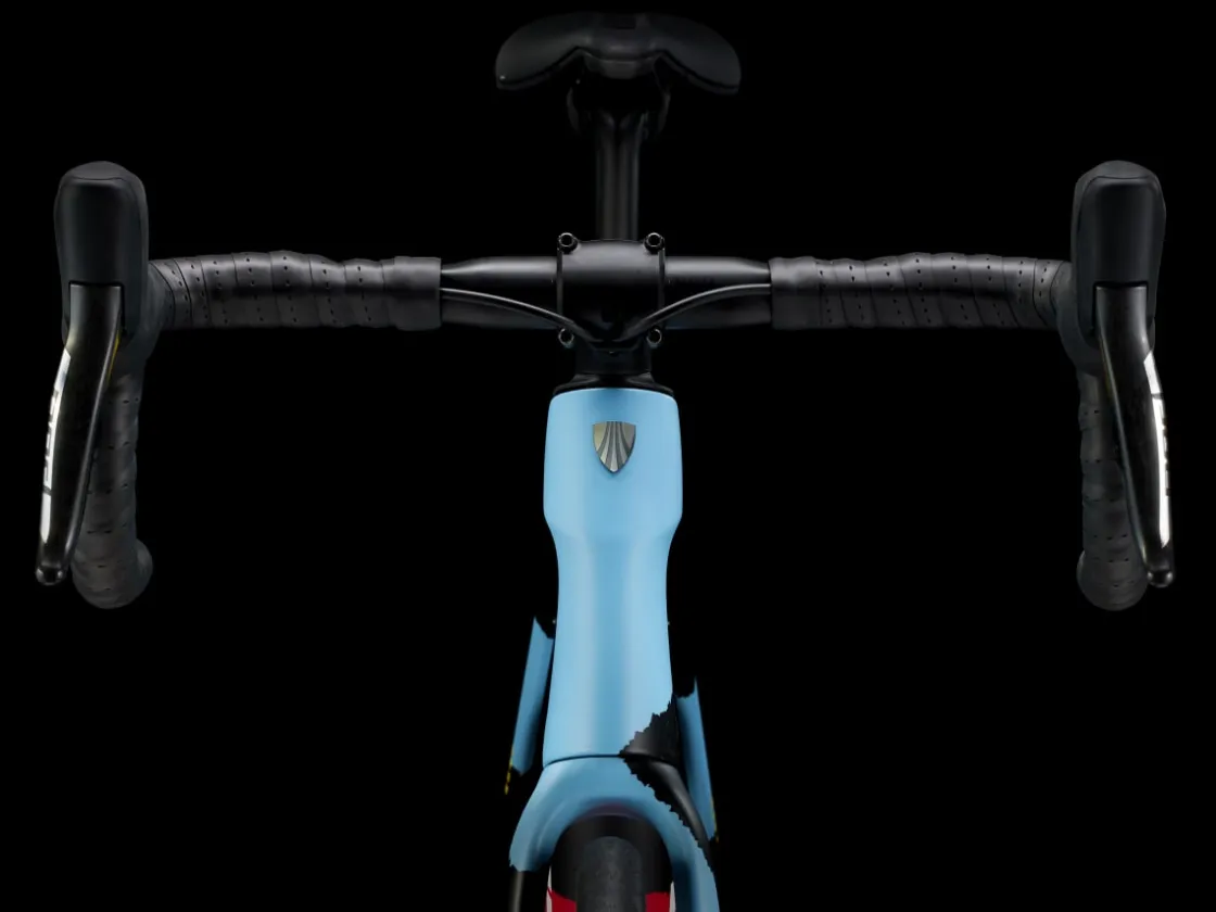 Trek Bikes Domane SLR 9 AXS Gen 4 Team Replica:Metallic Red Smoke to Blue Smoke Fade Online
