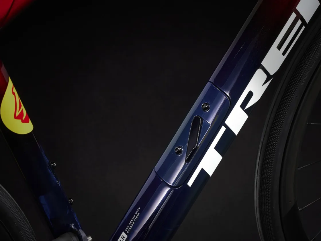 Trek Bikes Domane SLR 9 AXS Gen 4 Team Replica:Metallic Red Smoke to Blue Smoke Fade Online