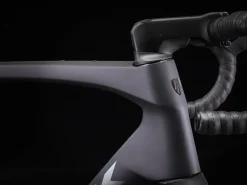 Trek Bikes Domane SLR 9 Gen 4 Outlet