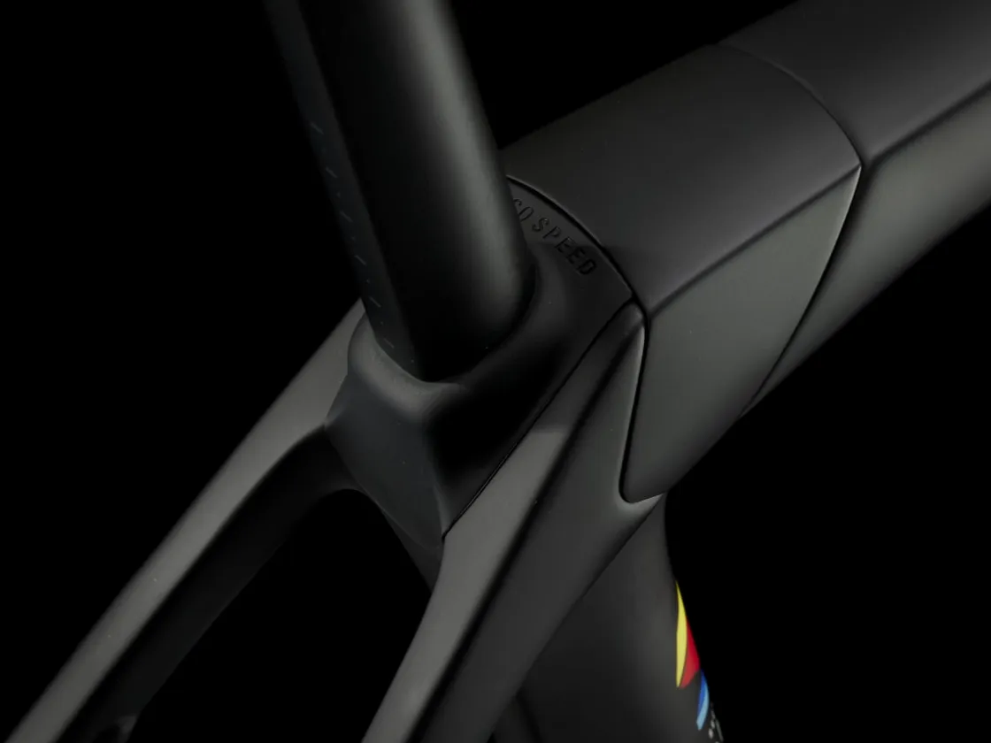 Trek Bikes Domane SLR 9 Gen 4 Outlet