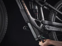 Trek Bikes Fuel EXe 9.9 XX1 AXS Clearance
