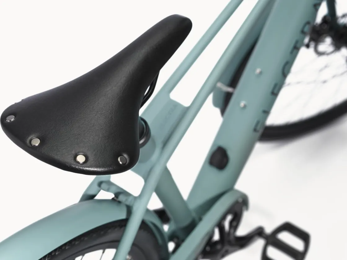 Trek Bikes Loft Go! 7D EQ Step-Over Flash Sale
