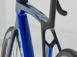 Trek Bikes Madone SL 5 Gen 8 Hot