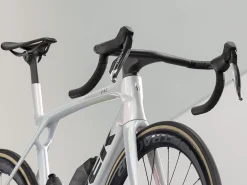 Trek Bikes Madone SLR 9 AXS Gen 8 Shop