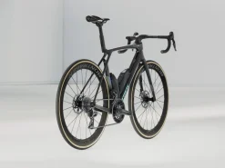 Trek Bikes Madone SLR 9 AXS Gen 8 Shop