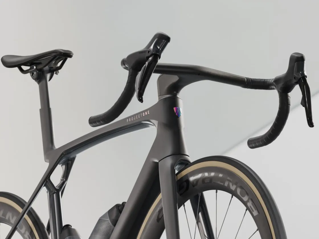 Trek Bikes Madone SLR 7 Gen 8 Online