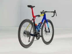 Trek Bikes Madone SLR 7 Gen 8 Online