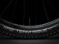 Trek Bikes Procaliber 9.5 Gen 2 Radioactive Red/Trek Black Hot
