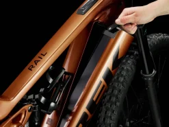 Trek Bikes Rail 9.8 XT Gen 4 Hot