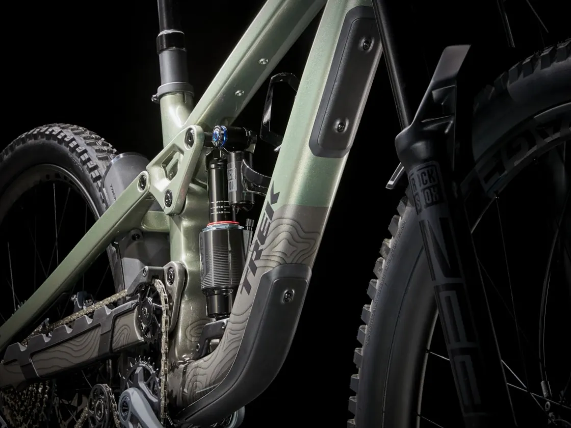 Trek Bikes Slash 9.8 GX AXS T-Type Gen 6 Clearance