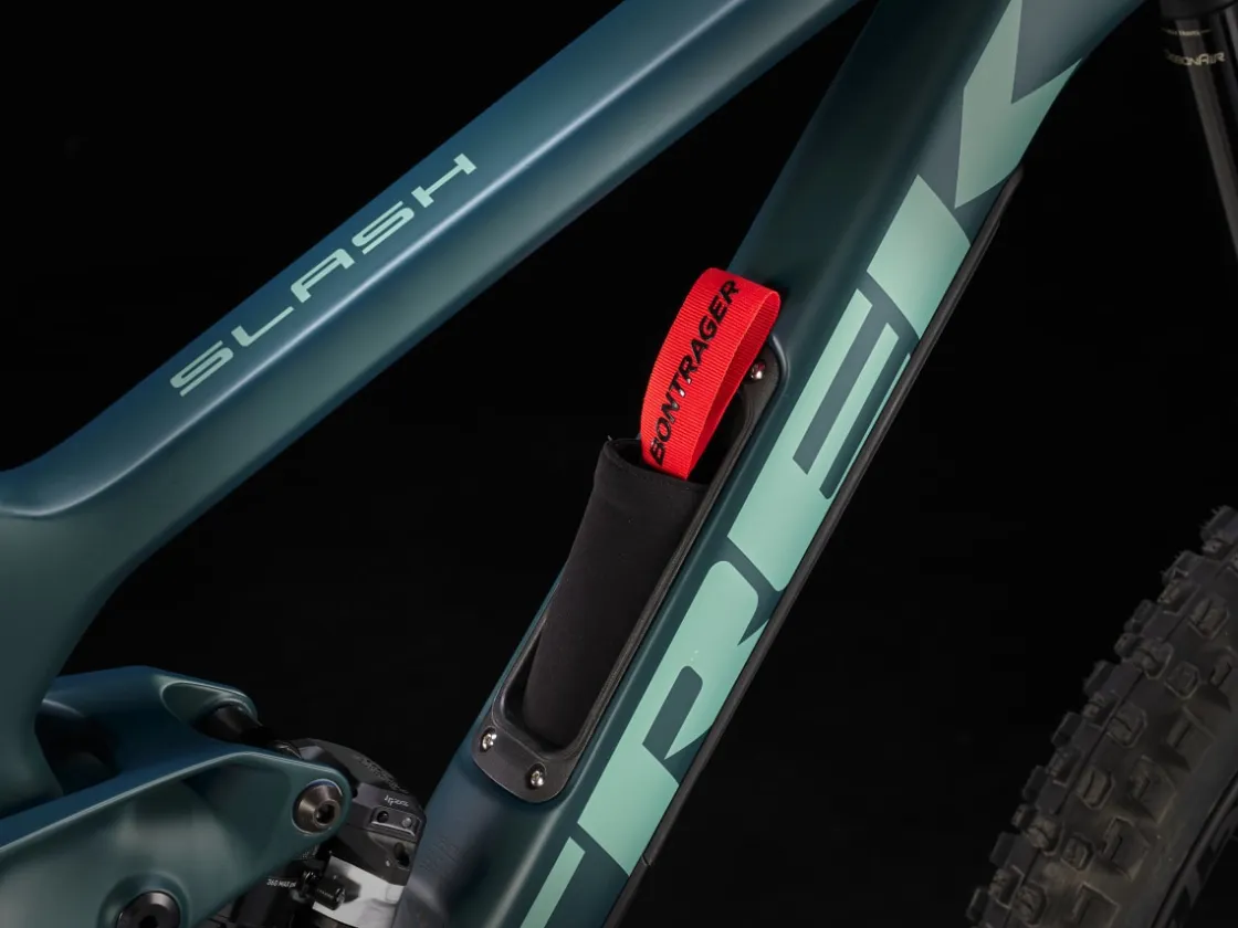 Trek Bikes Slash 9.9 XX1 Flight Attendant Gen 5 Fashion