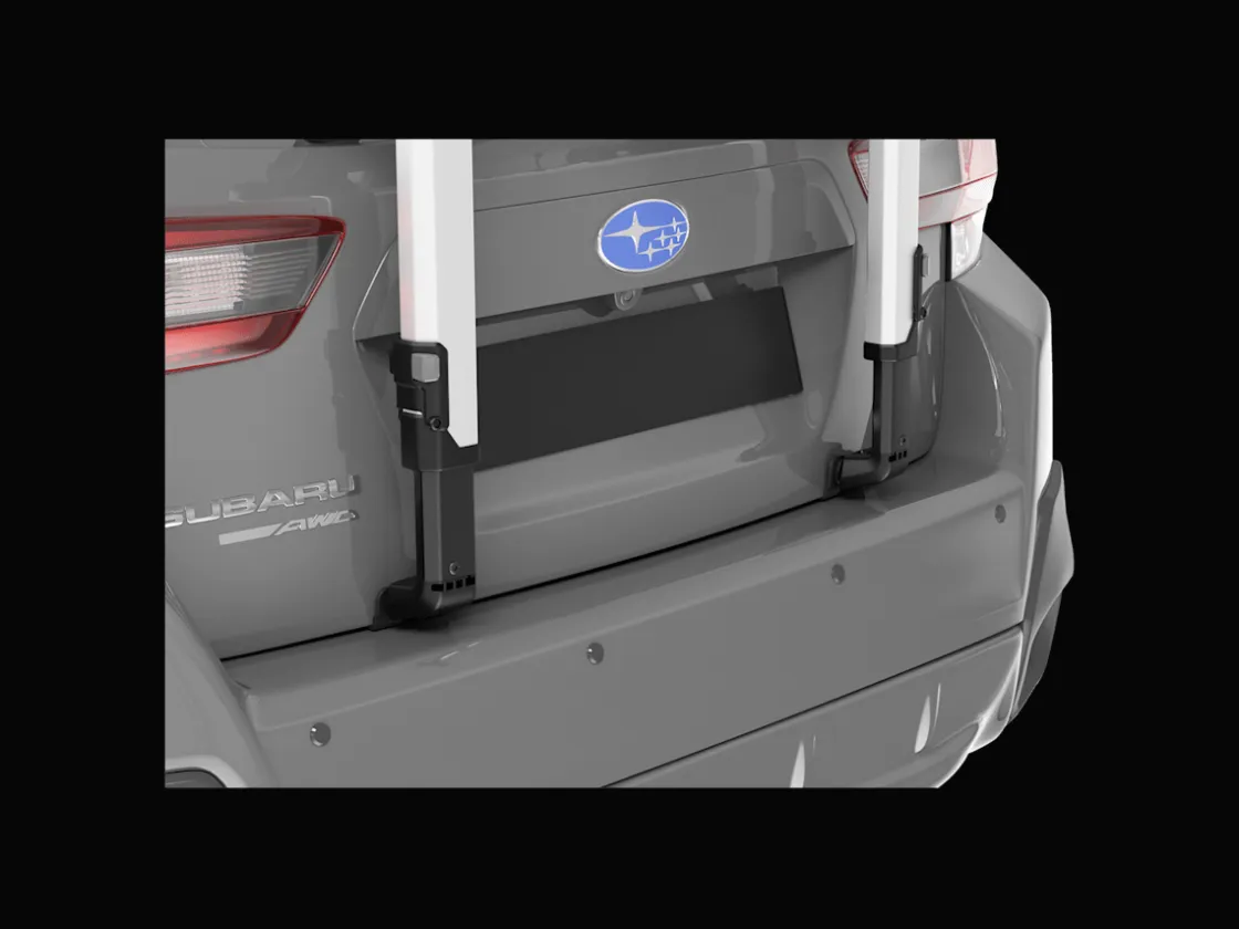 Trek Bikes Thule OutWay 3-Bike Hanging Trunk Rack Black/Silver New