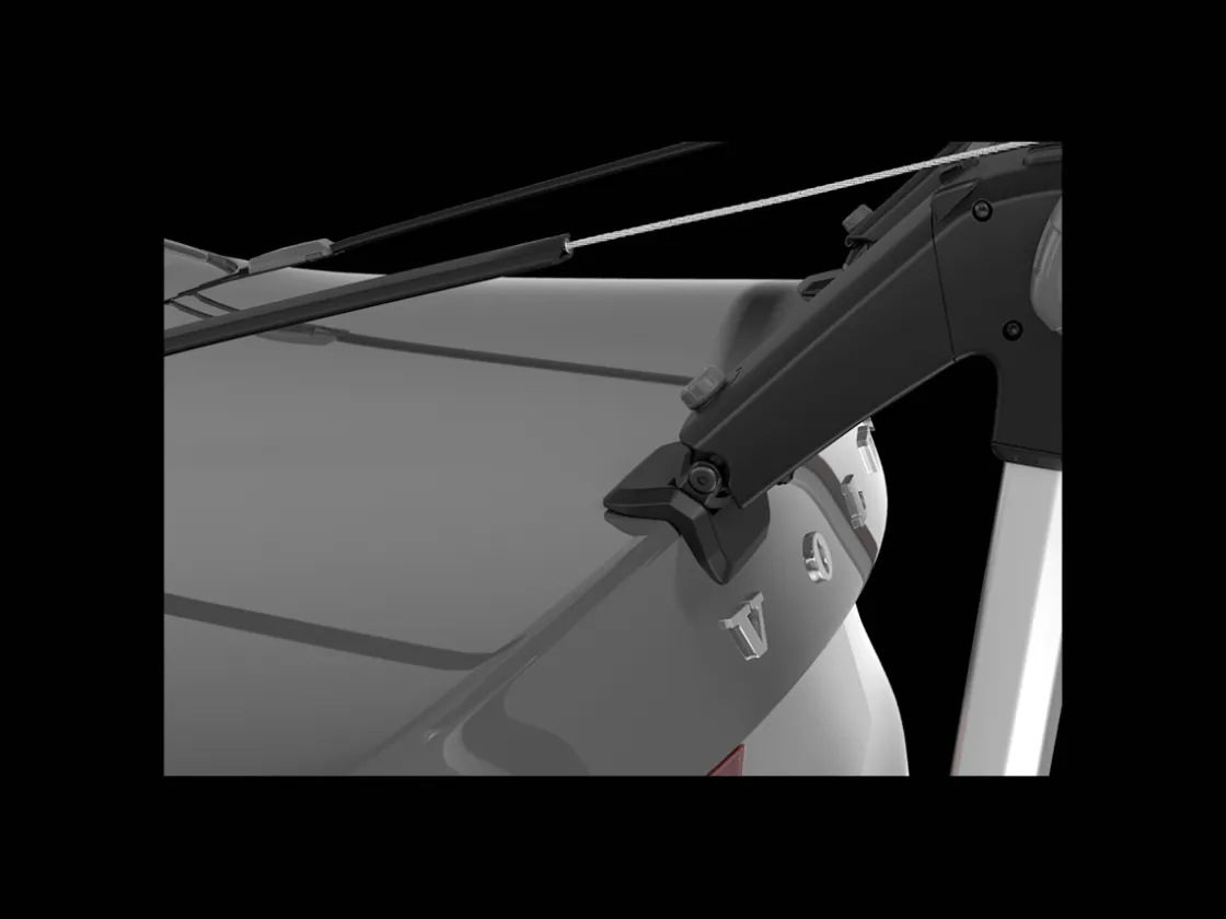 Trek Bikes Thule OutWay 3-Bike Hanging Trunk Rack Black/Silver New