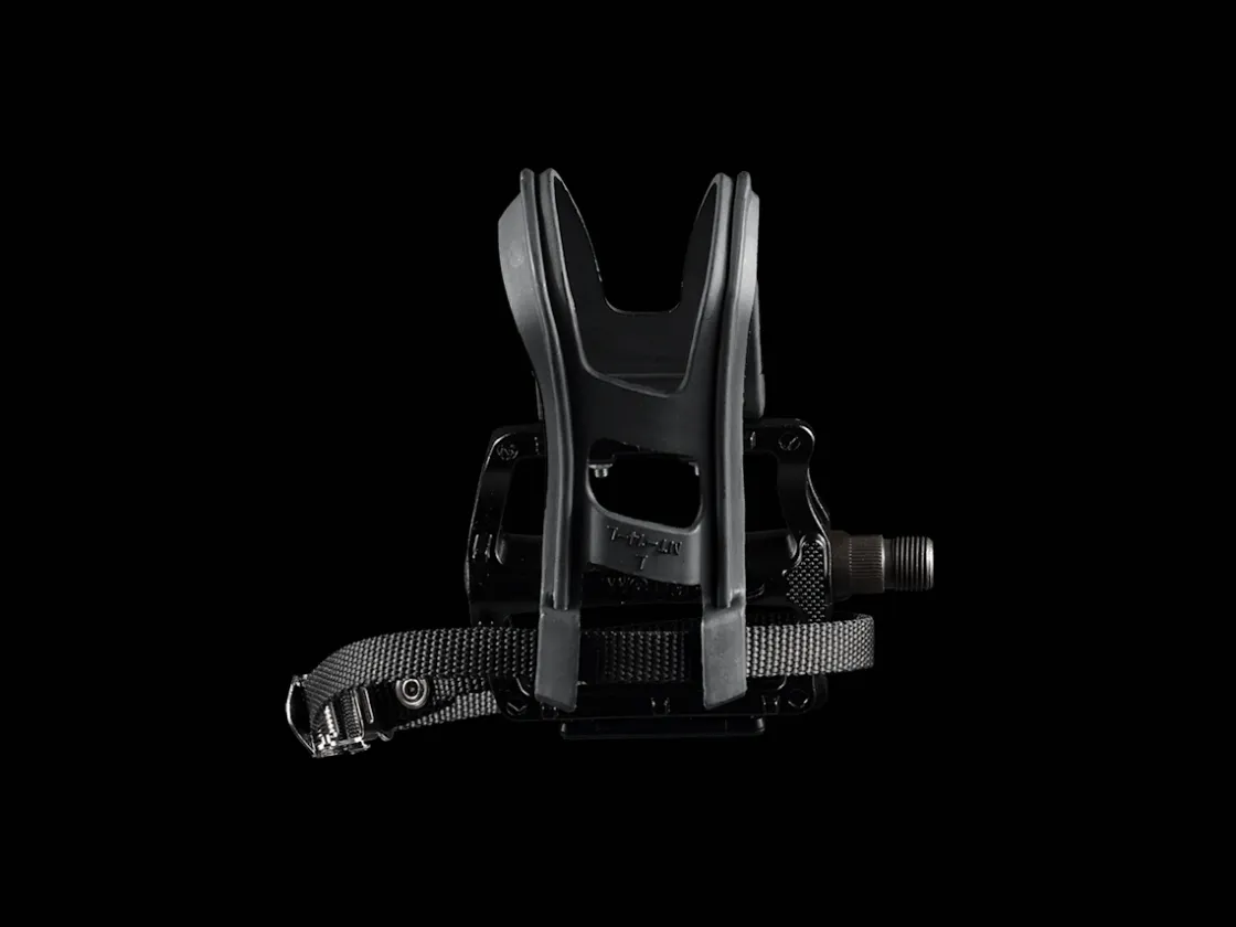 Trek Bikes Wellgo B197T Resin Medium Platform Pedal Set with Clip & Strap Black Best Sale
